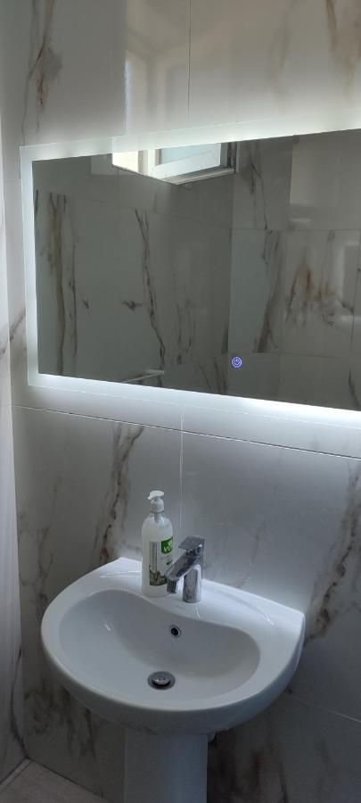 Golem Apartment * Golem (Tirana)