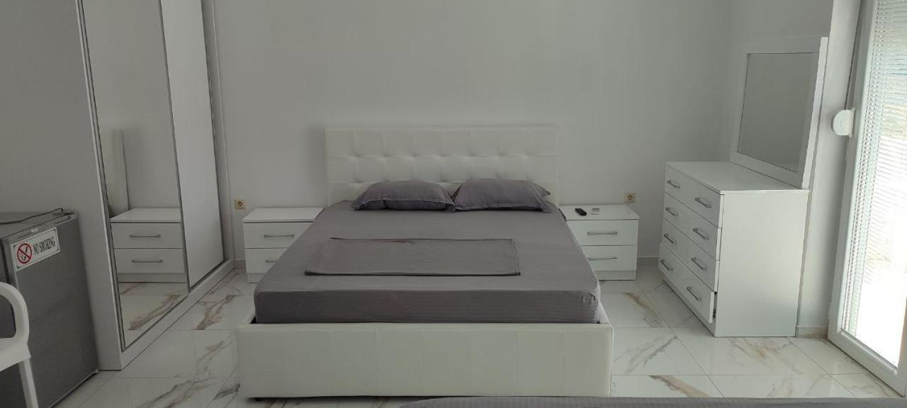 Golem Apartment Golem (Tirana)