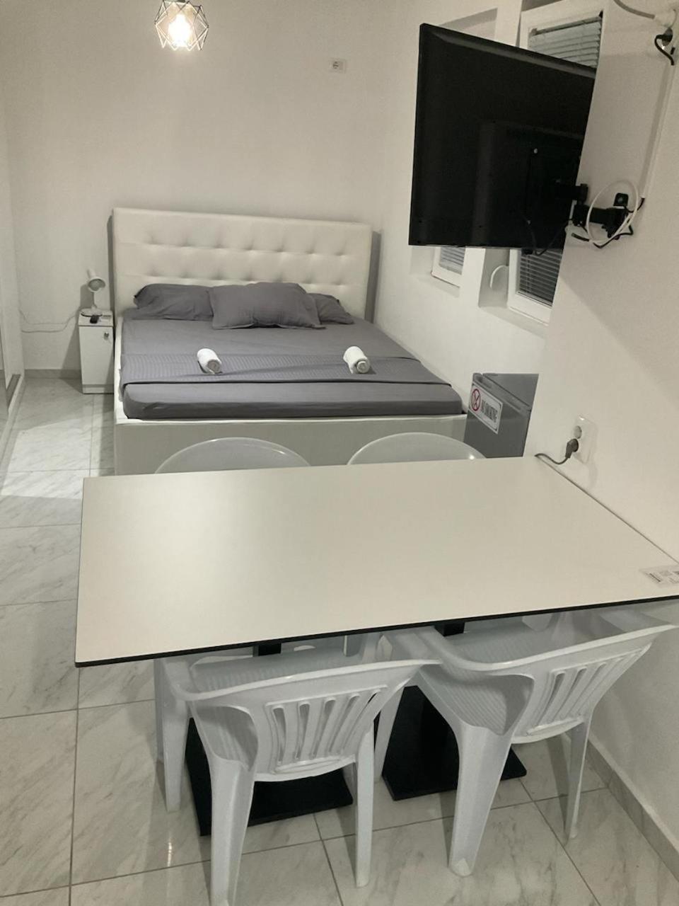 Golem Apartment Apartamento *